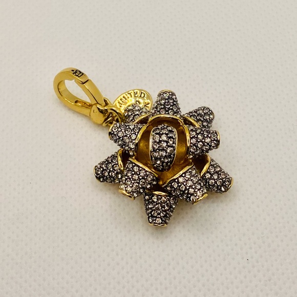 EUC Juicy Couture 2010 Limited Edition Big Crystal Bow Charm - Picture 4 of 12